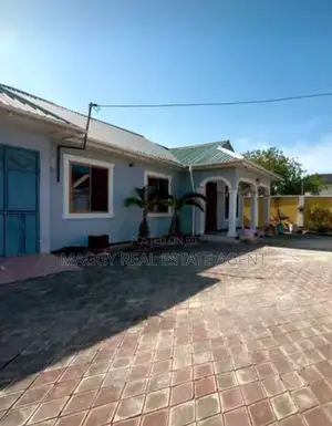 4bdrm House in Mbweni Malindi for rent