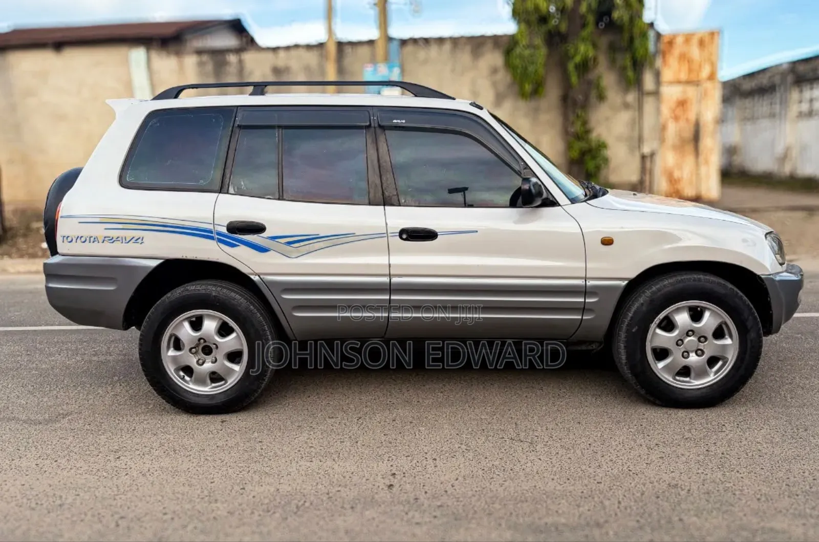 Toyota RAV4 2002 Silver