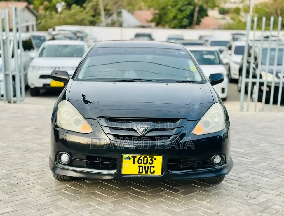 Toyota Caldina 2005 Black