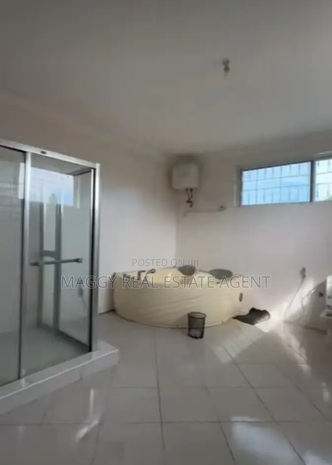 5bdrm House in Mbweni Mpiji for rent