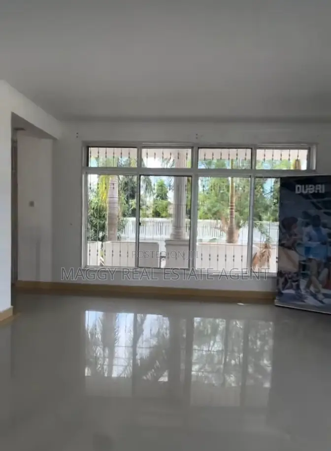 5bdrm House in Mbweni Mpiji for rent
