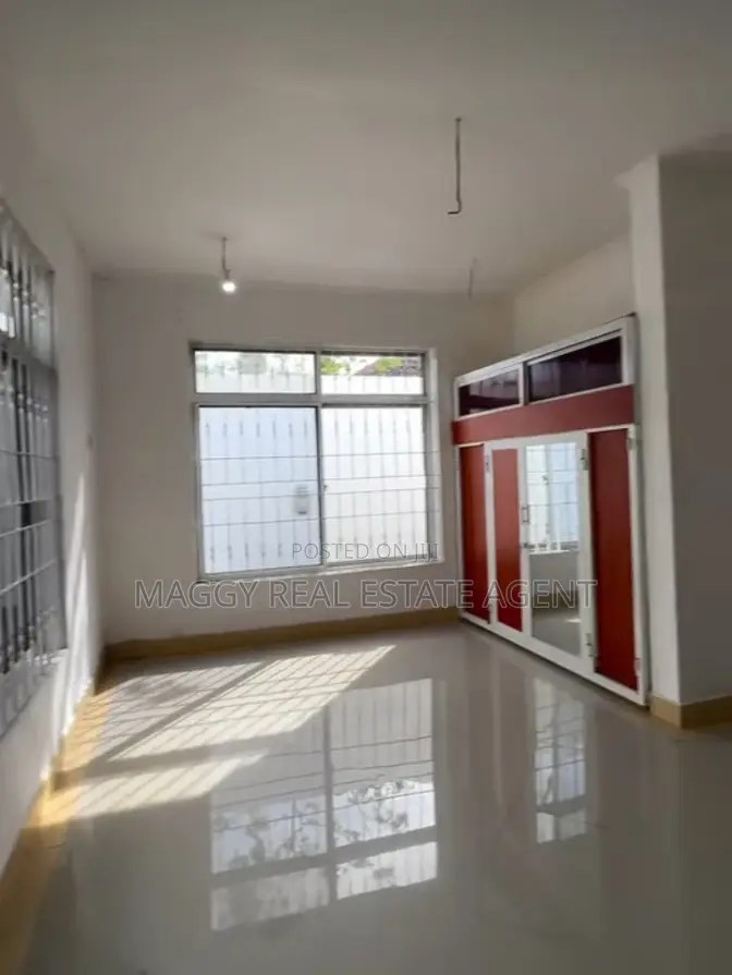 5bdrm House in Mbweni Mpiji for rent
