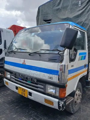 Fuso Box Food Truck