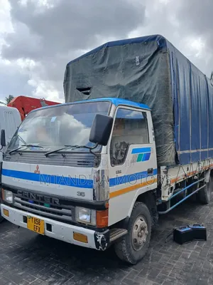 Fuso Box Food Truck