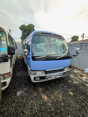 Toyota Coaster 2000 Blue