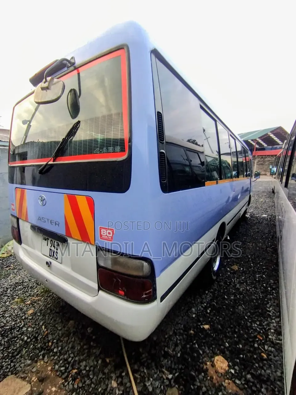 Toyota Coaster 2000 Blue