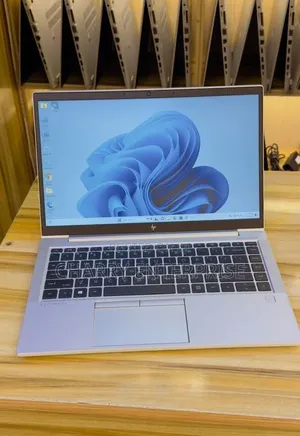 Laptop HP EliteBook 845 G7 8GB AMD Ryzen 5 SSD 256GB
