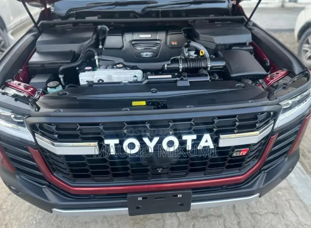 Toyota Land Cruiser 2024 Maroon