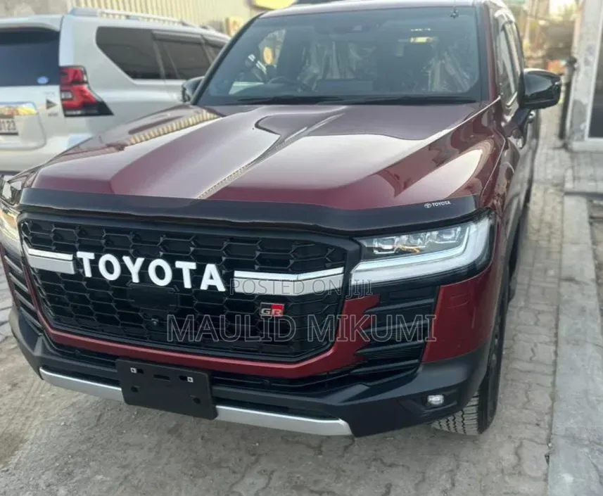 Toyota Land Cruiser 2024 Maroon