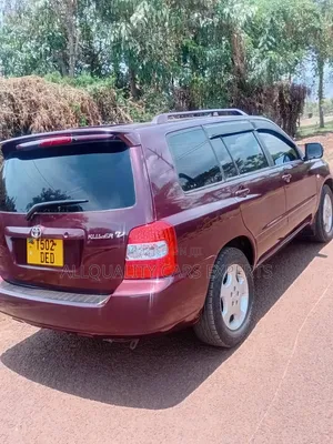 Toyota Kluger 2004