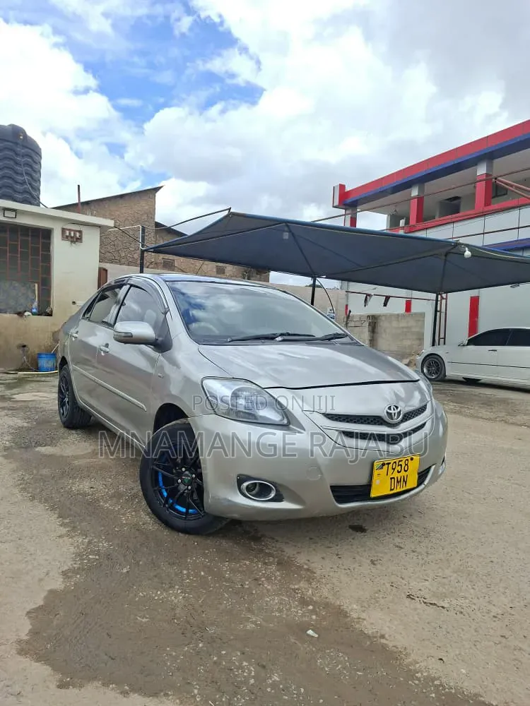 Toyota Vios 2012 Silver