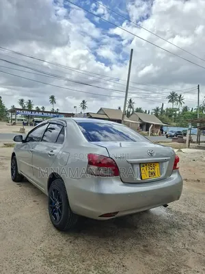 Toyota Vios 2012 Silver