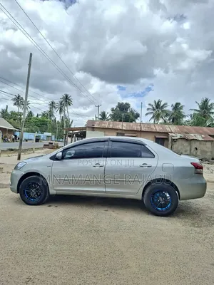 Toyota Vios 2012 Silver
