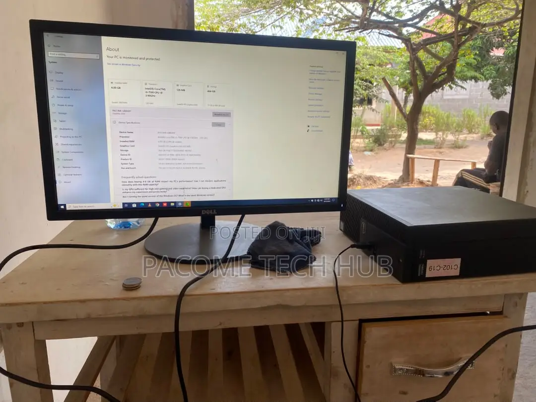 Desktop Computer Dell OptiPlex 3050 4GB Intel Core i3 HDD 500GB