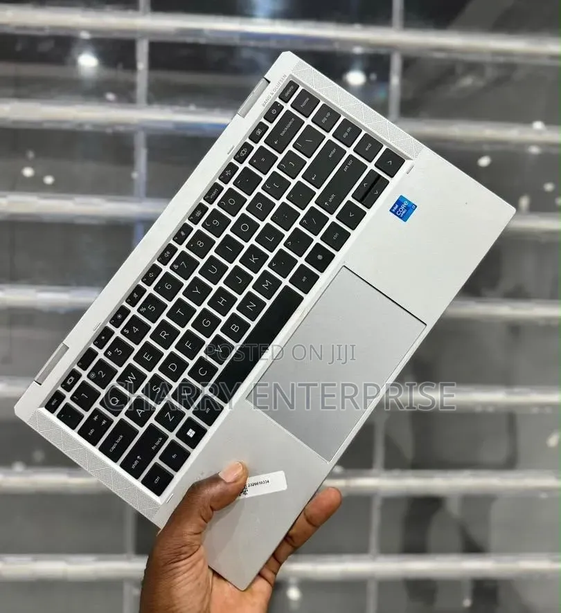 Laptop HP EliteBook 1040 G8 16GB Intel Core i7 SSD 512GB