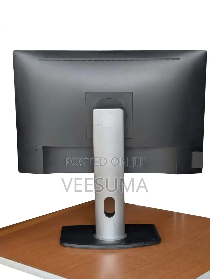 Dell 22-Inch Full HD Monitor (HDMI, DisplayPort & VGA)