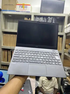 New Laptop NEC N22G 8GB Intel Core i5 SSD 256GB