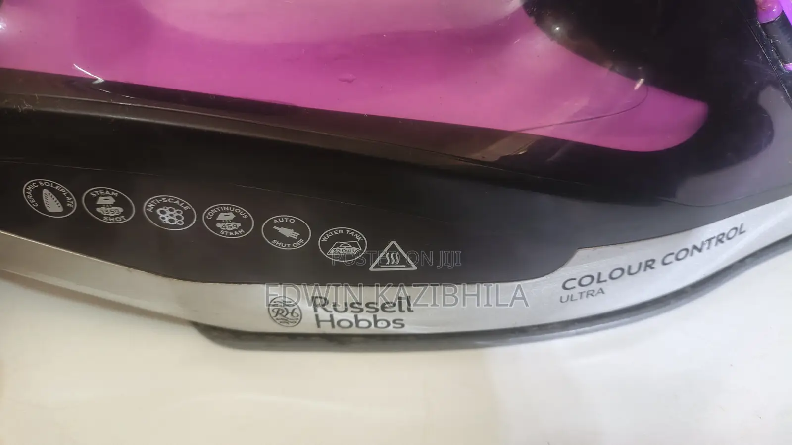 Russel Hobbs Steam Iron