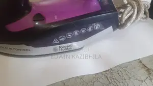 Russel Hobbs Steam Iron