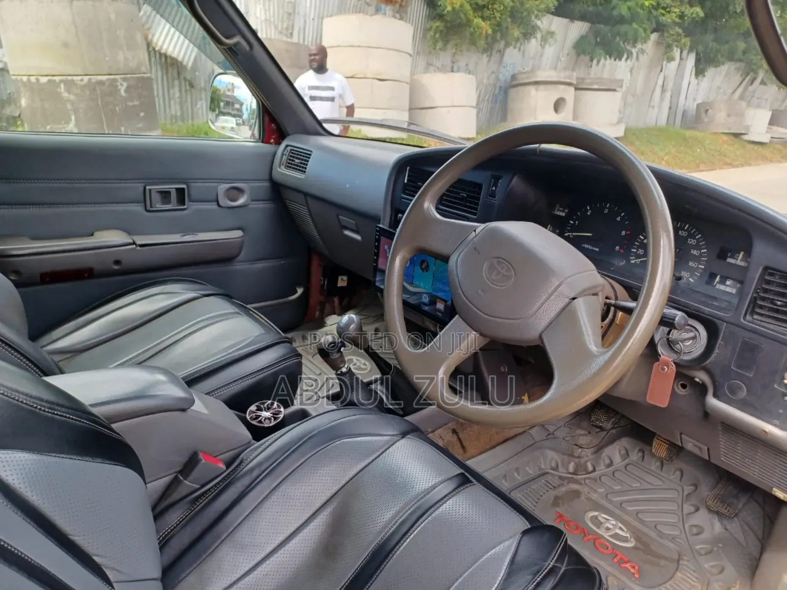 Toyota Hilux 1999 Red