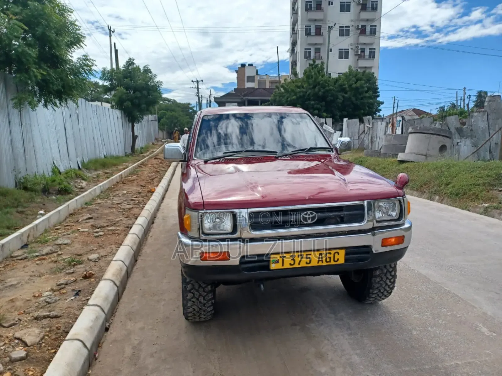 Toyota Hilux 1999 Red