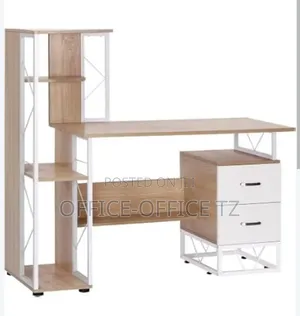 Modern Table ( 006)