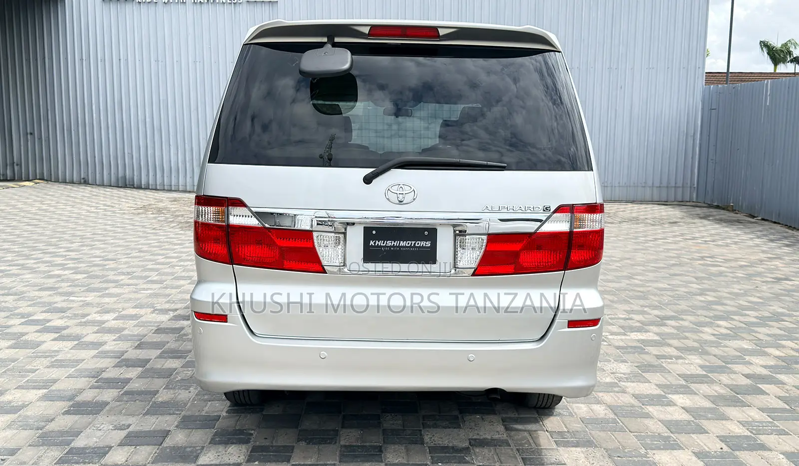 Toyota Alphard 2004