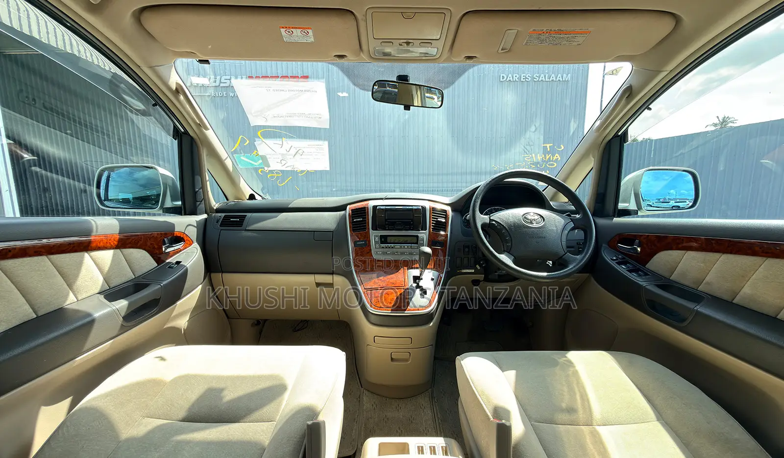 Toyota Alphard 2004
