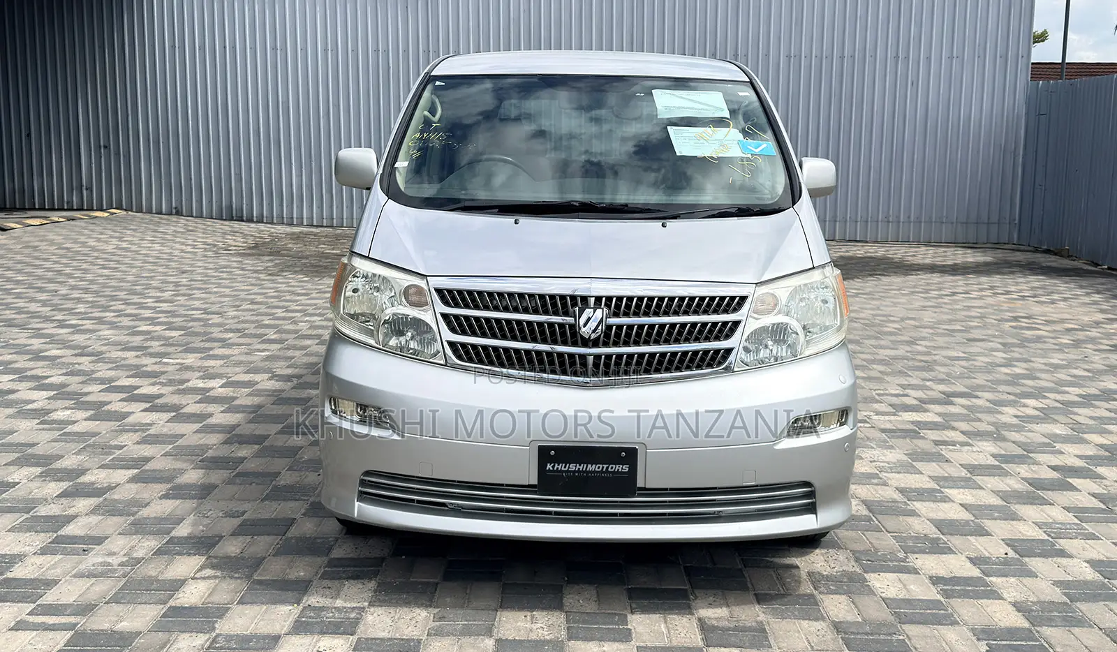 Toyota Alphard 2004