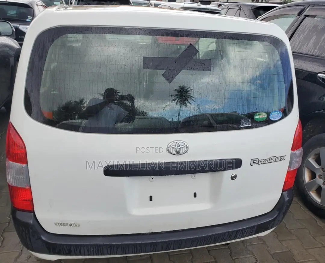 Toyota Probox 2006 White