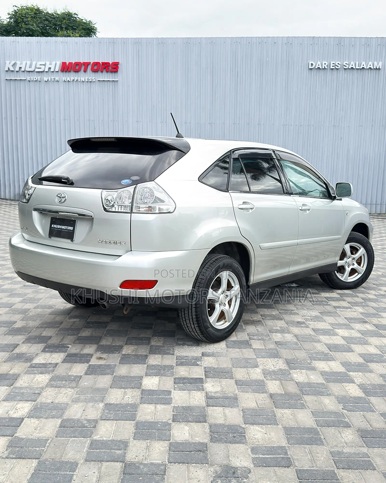 Toyota Harrier 2005