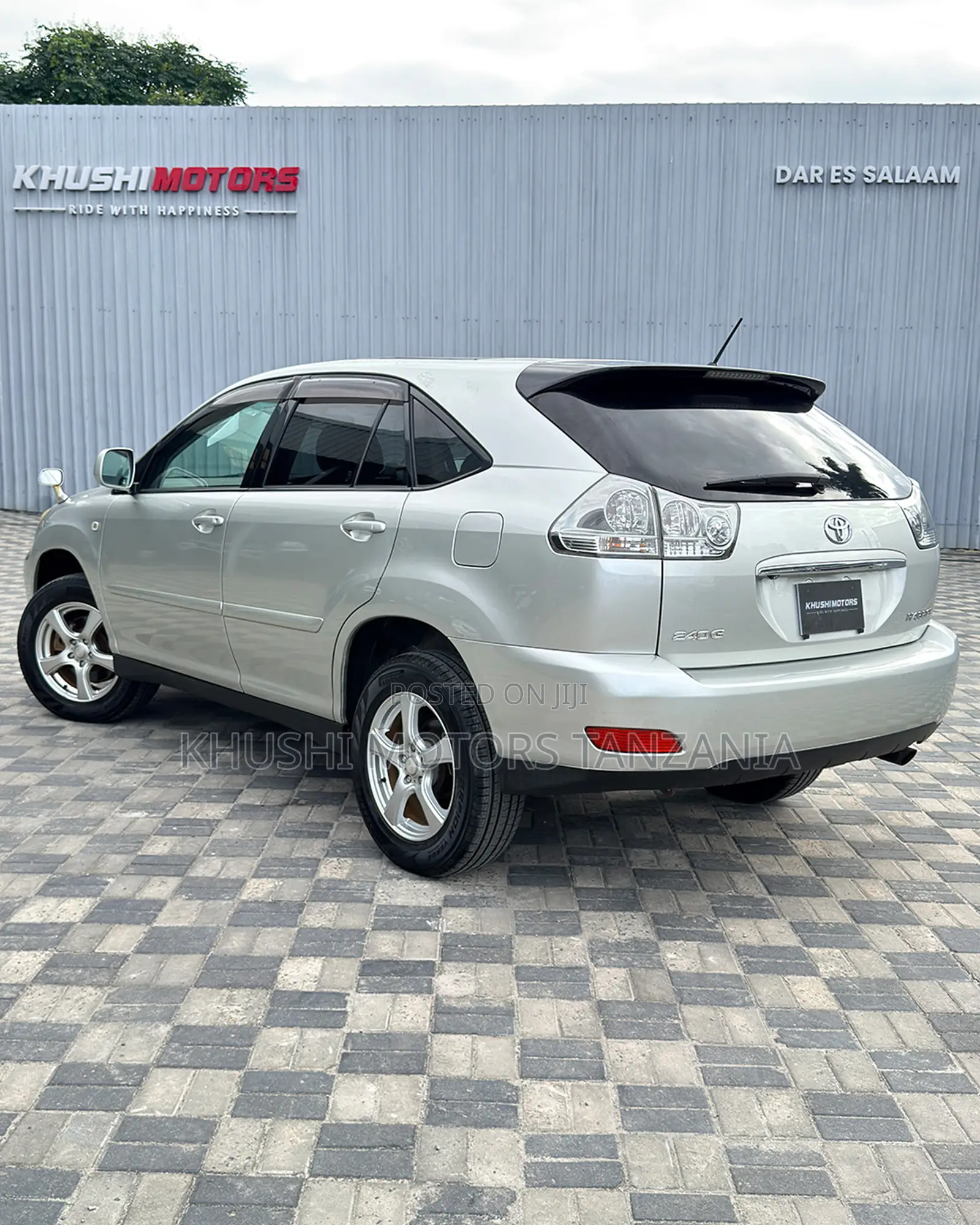 Toyota Harrier 2005