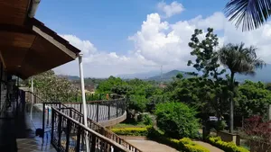 5bdrm Bungalow in Block C, Njiro for sale