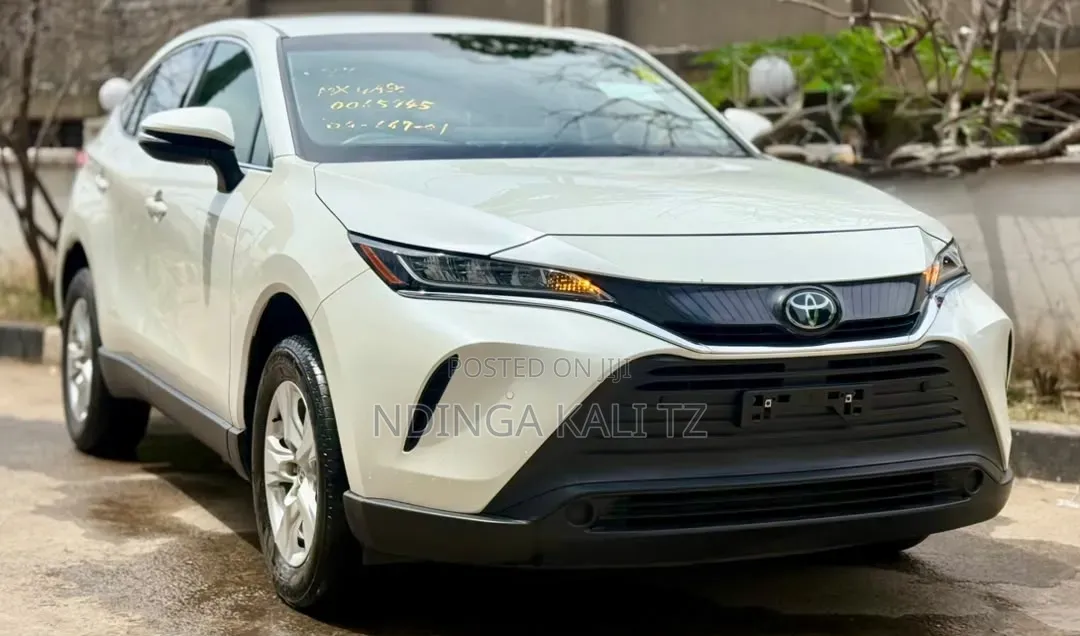 Toyota Harrier 2022 White