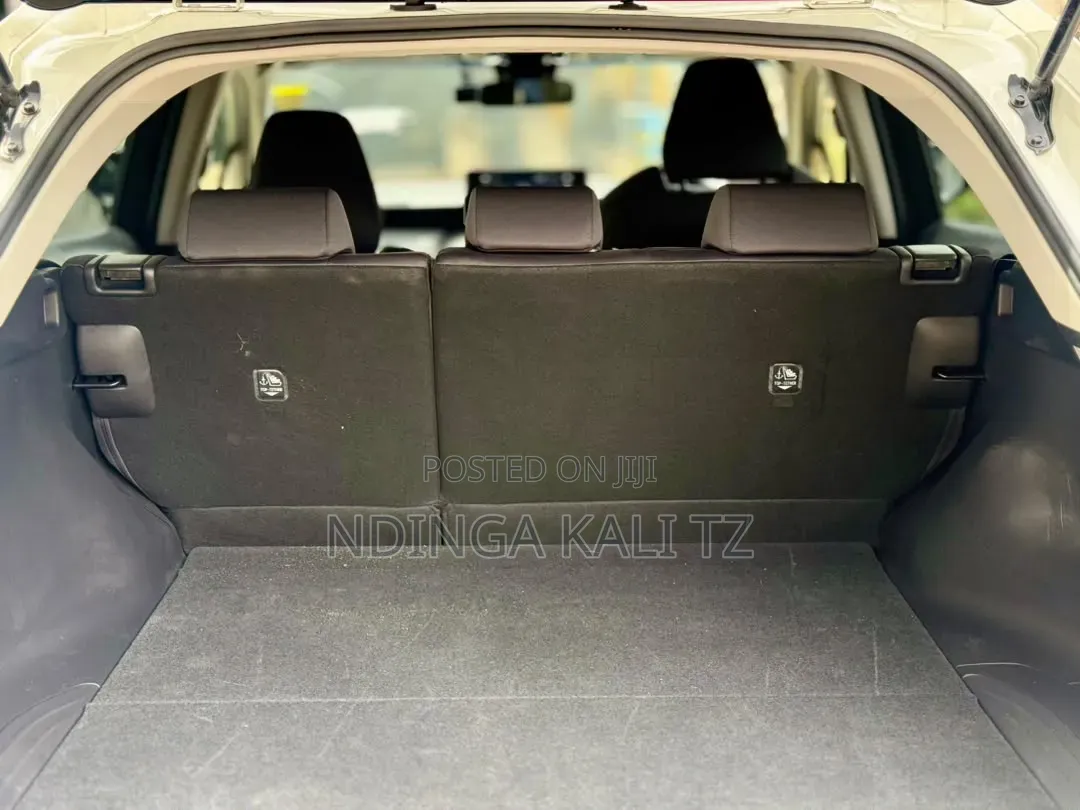 Toyota Harrier 2022 White