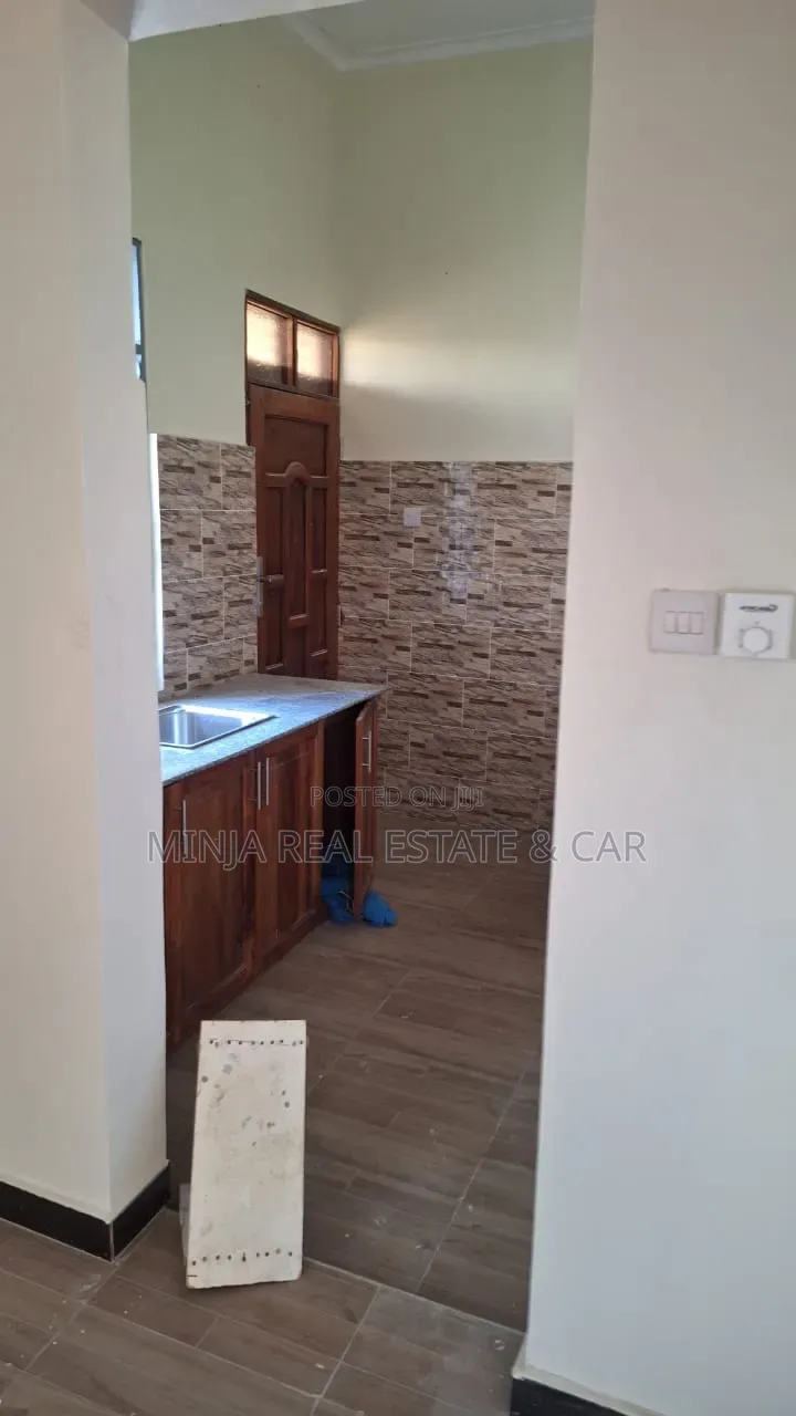 3bdrm House in Goba for sale