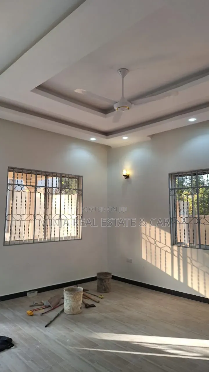 3bdrm House in Goba for sale