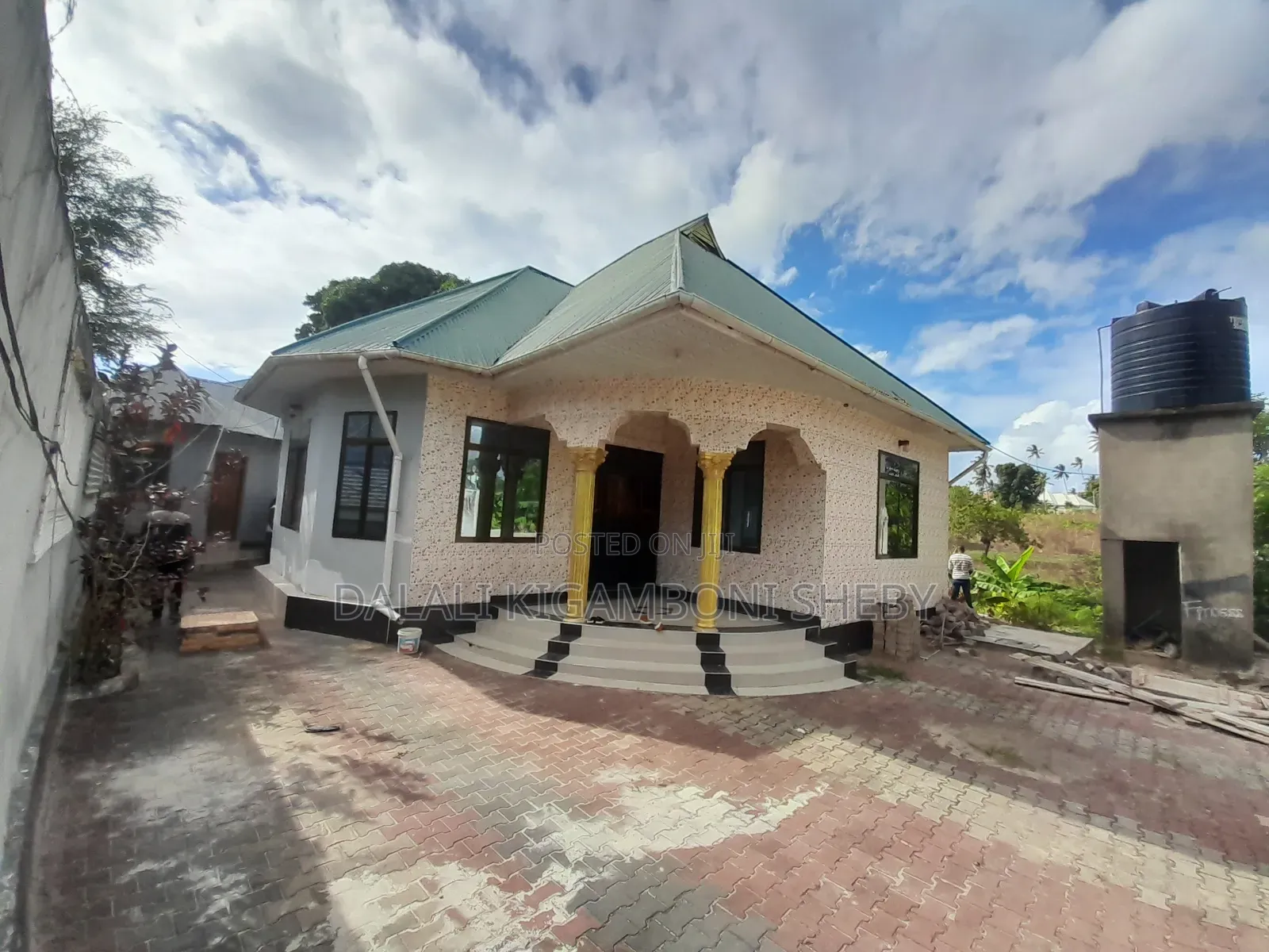 3bdrm House in Kigamboni Mwembe for sale