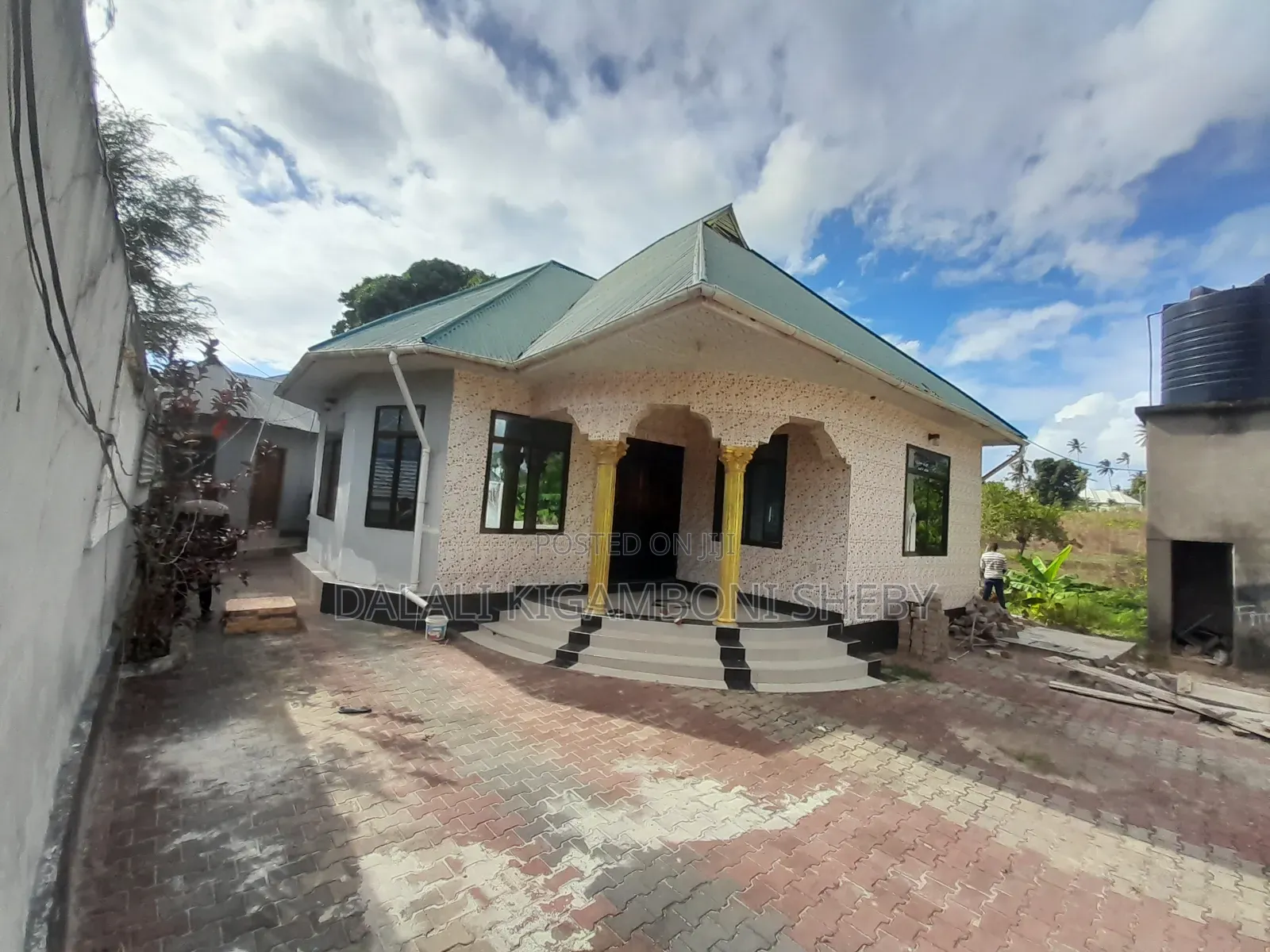 3bdrm House in Kigamboni Mwembe for sale