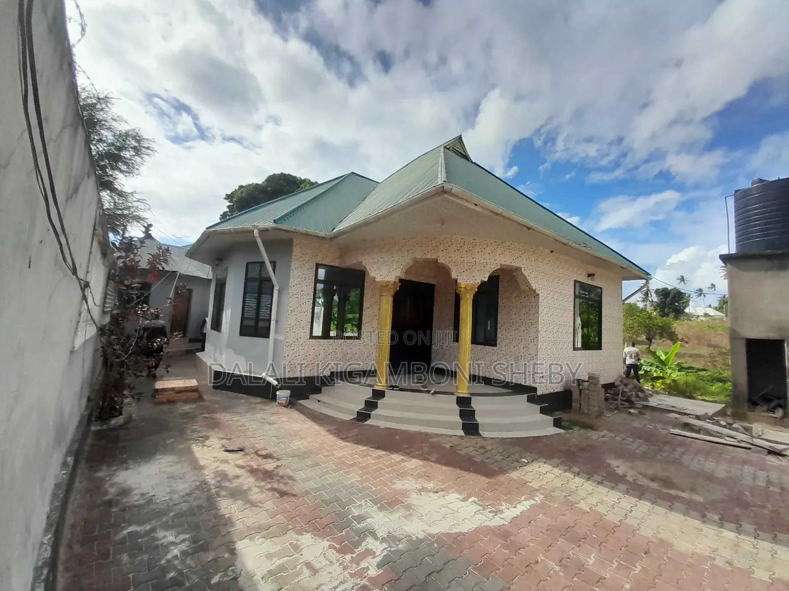 3bdrm House in Kigamboni Mwembe for sale