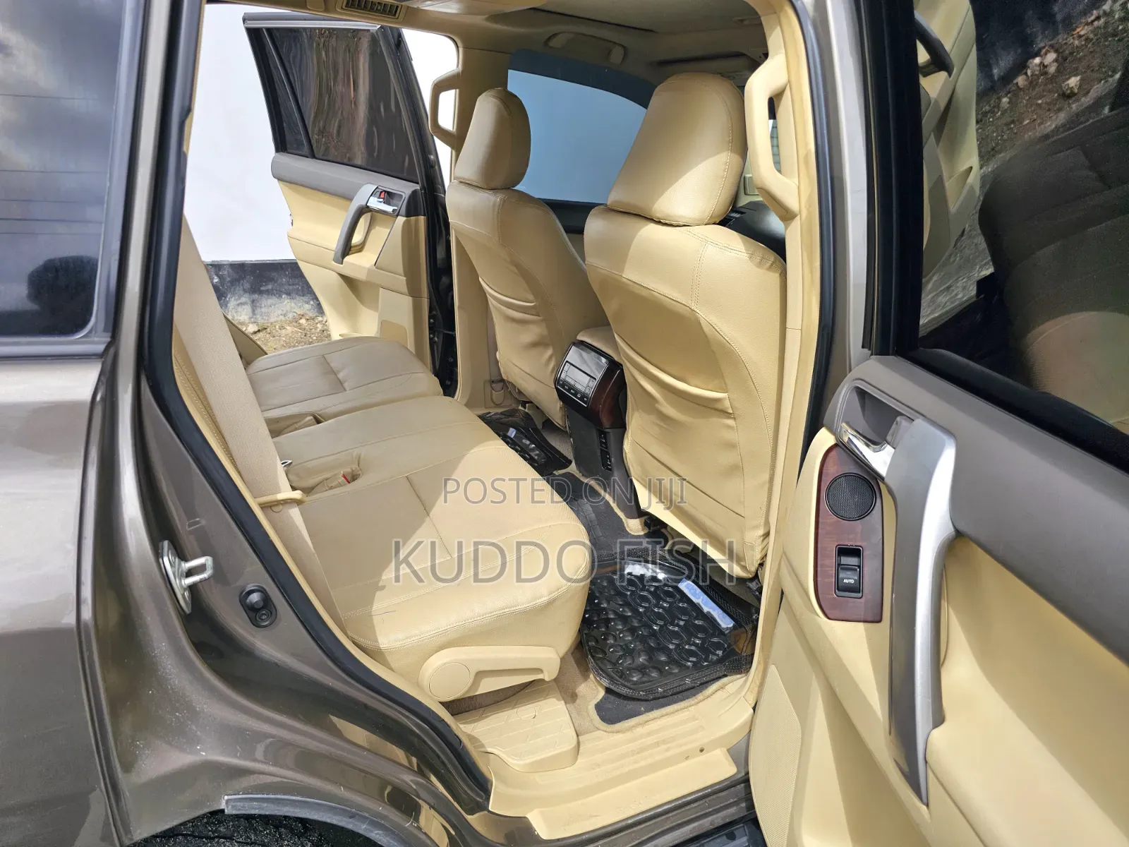 Toyota Land Cruiser Prado 2017 Gray