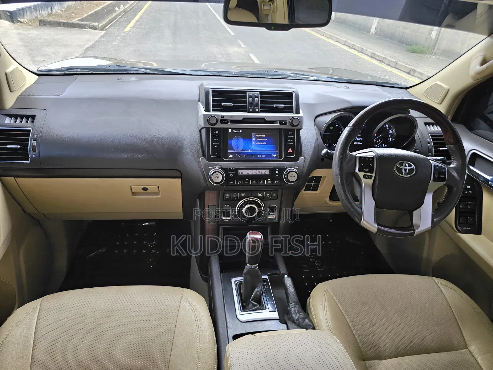 Toyota Land Cruiser Prado 2017 Gray