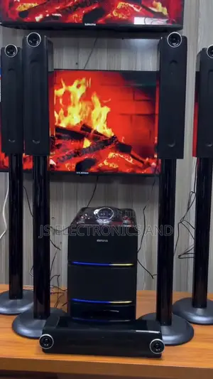 Aiwa HT-750 700W 5.1 Channel Home Theater System.