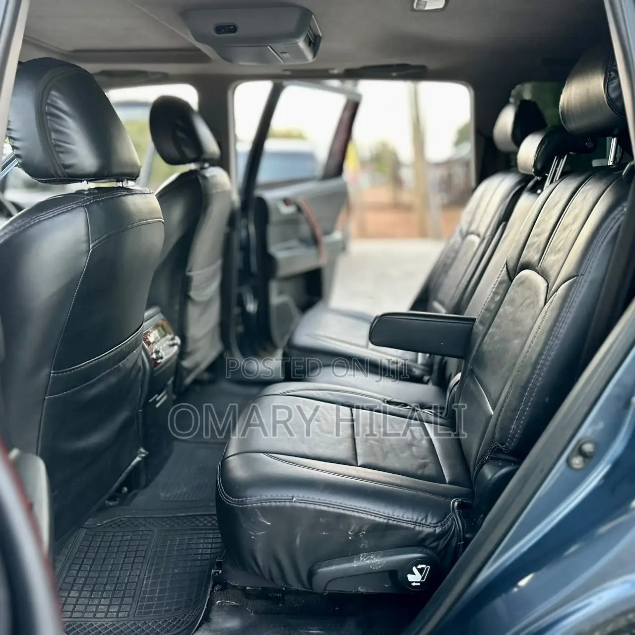 Toyota Kluger 2012 Blue