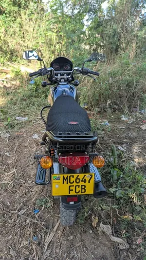 New Bajaj Boxer 125 2026 Black