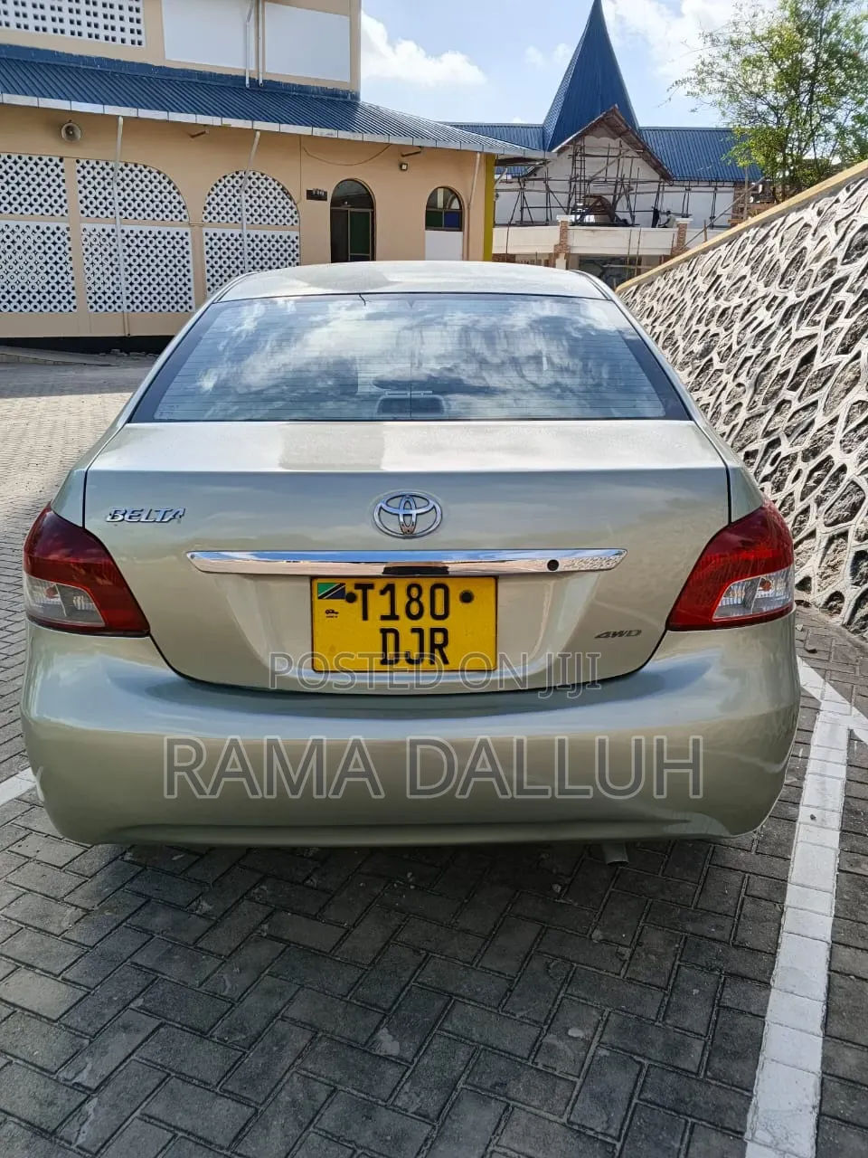 Toyota Belta 2006 Gold
