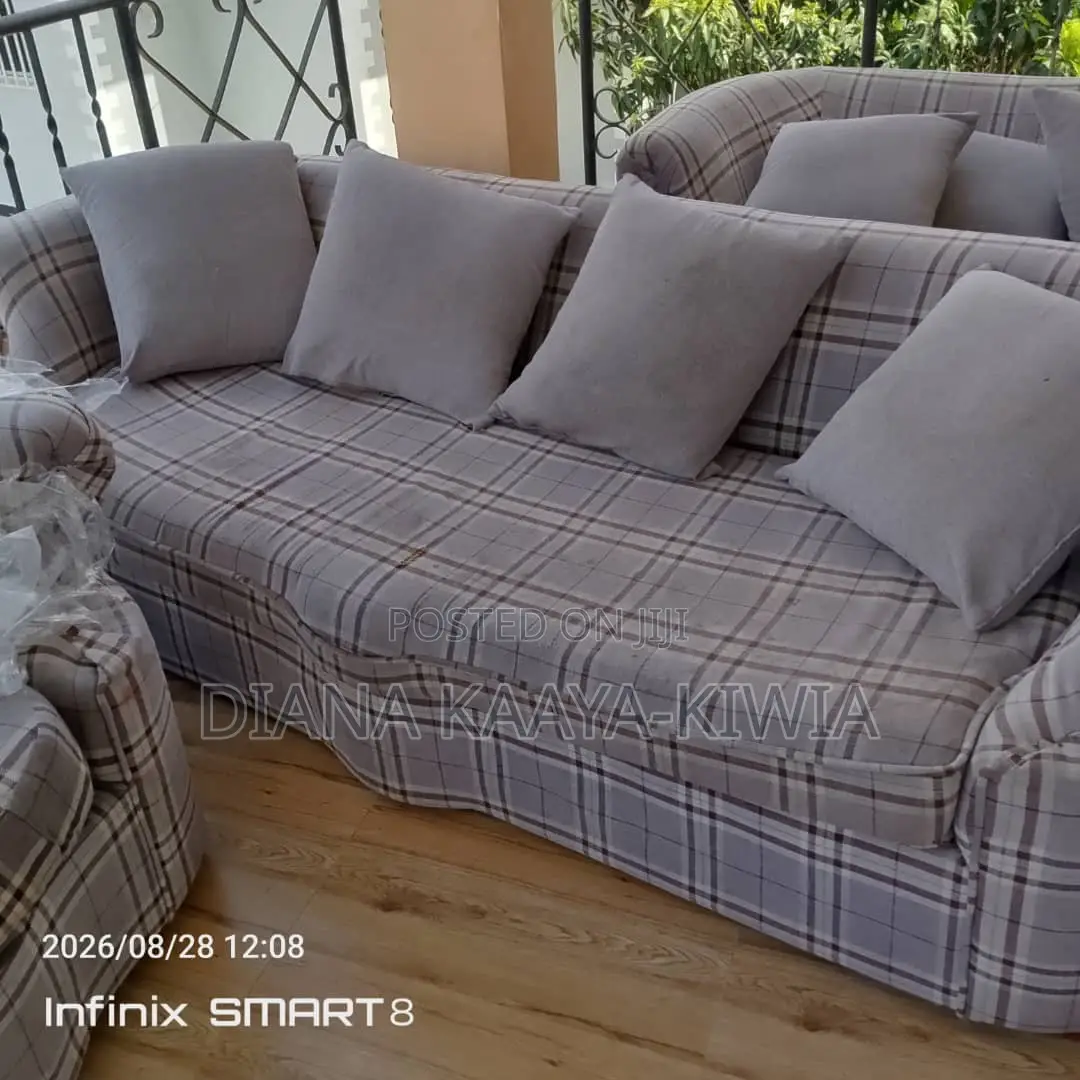 Sofa Set/Couch