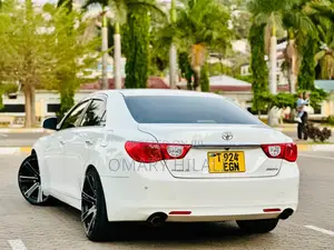 Toyota Mark X 2012 Pearl