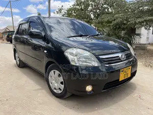 Toyota Raum 2004 Black