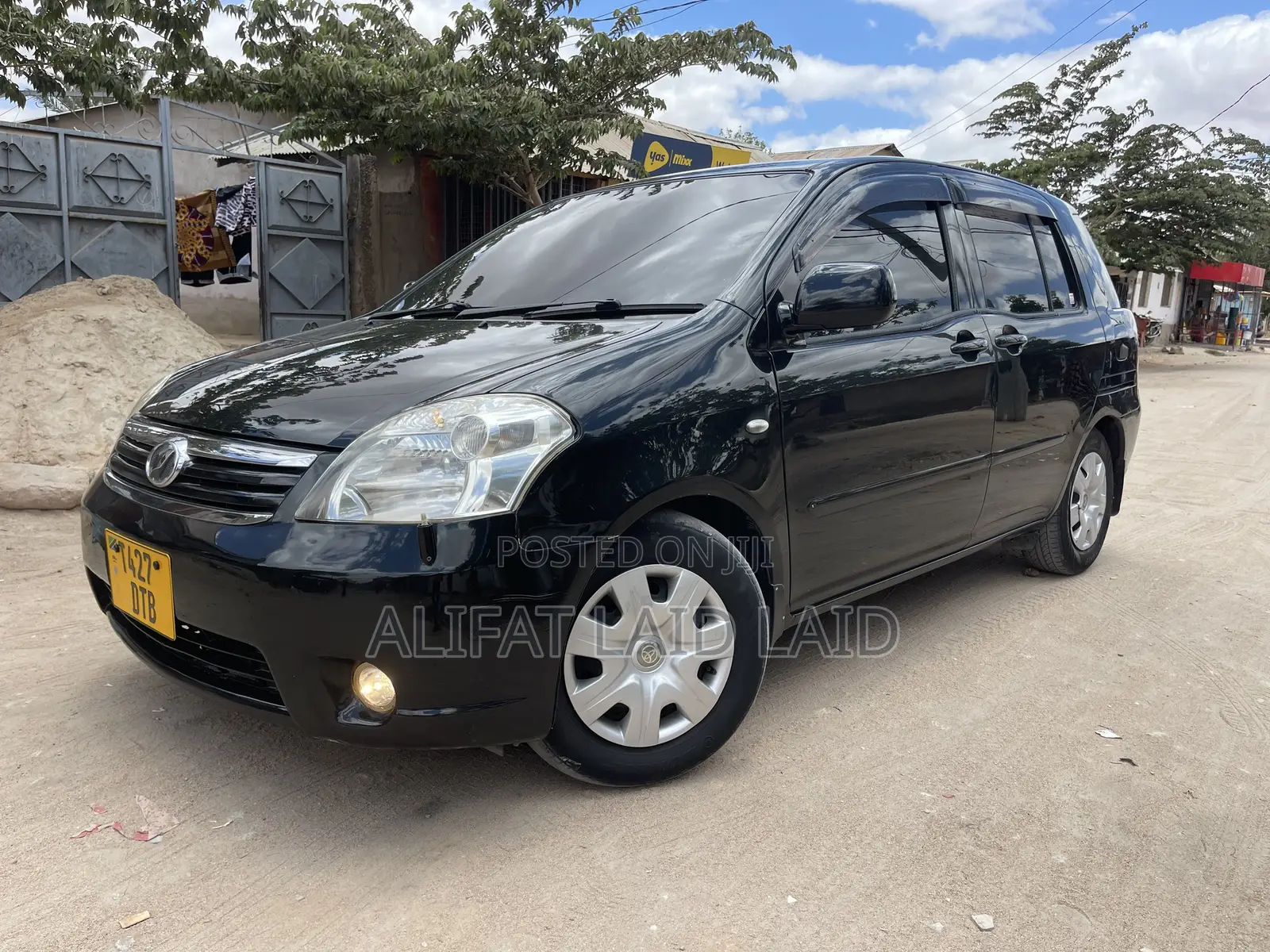 Toyota Raum 2004 Black